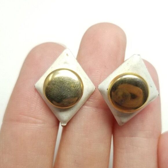 Vintage White and Gold Tone Diamond Shape Clip On earrings with Button Center - Picture 1 of 6